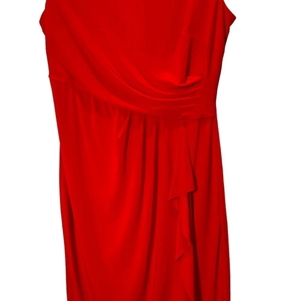 Chaps women’s size Large Red midi length sleeveless side ruching party dress